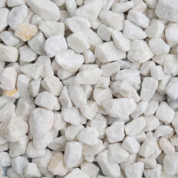 Long Rake Spar 20mm Polar White Chippings Bulk Bag
